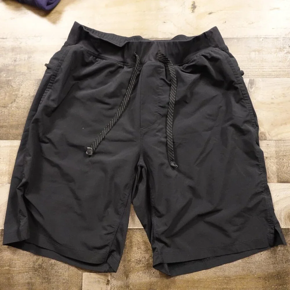 Fabletics‎ Men’s Bundle Medium – Joggers & Lined Athletic Shorts